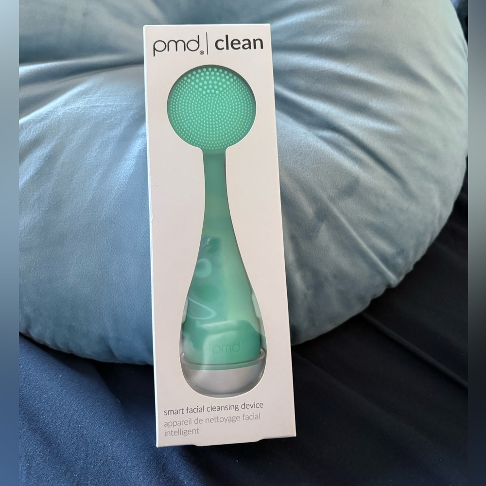 BNIB PMD| clean smart cleaning device
